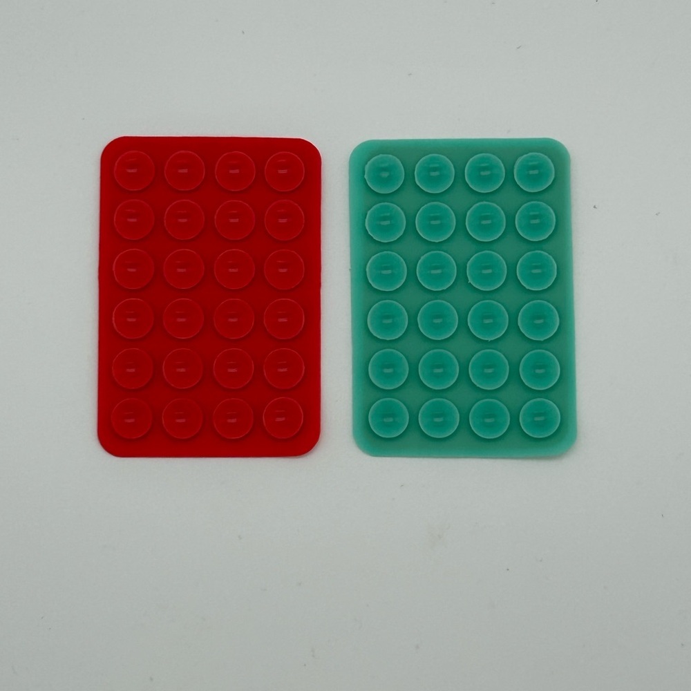 Red and Turquoise Suction Grip Mount Set